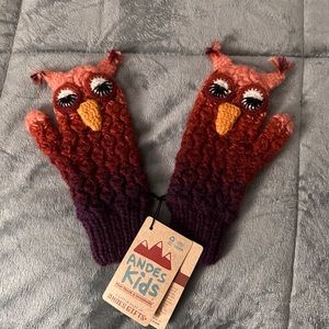 BNWT Children’s Owl Mittens
